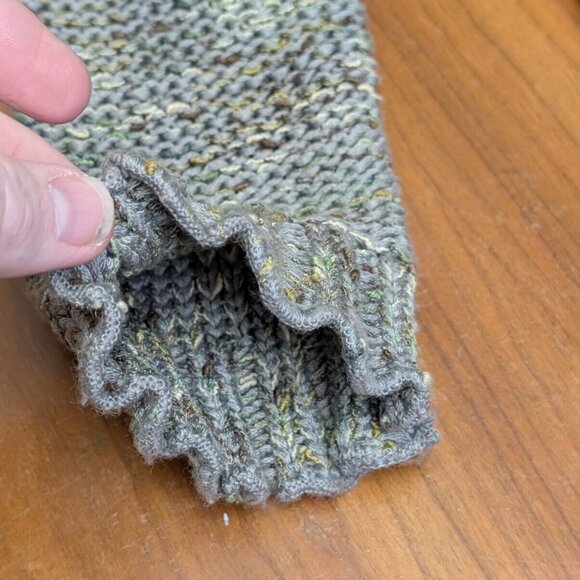 BCBG Maxazria Women's Med 2-Big Floral Button Green Loose Knit Cardigan Acrylic - Picture 8 of 16